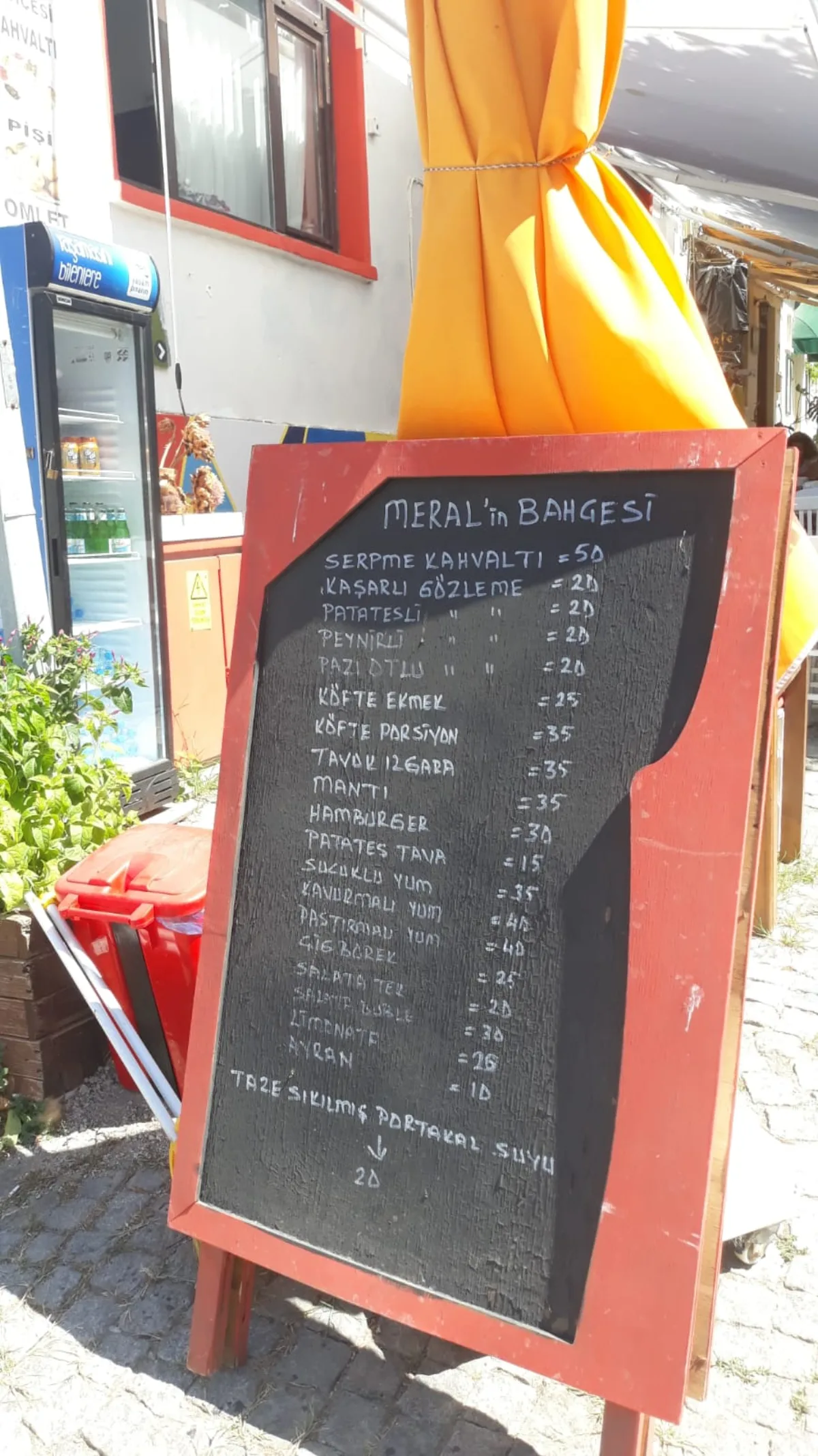 Meral'in Bahçesi